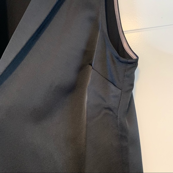 Forever 21 | Open Long Vest - Picture 4 of 14